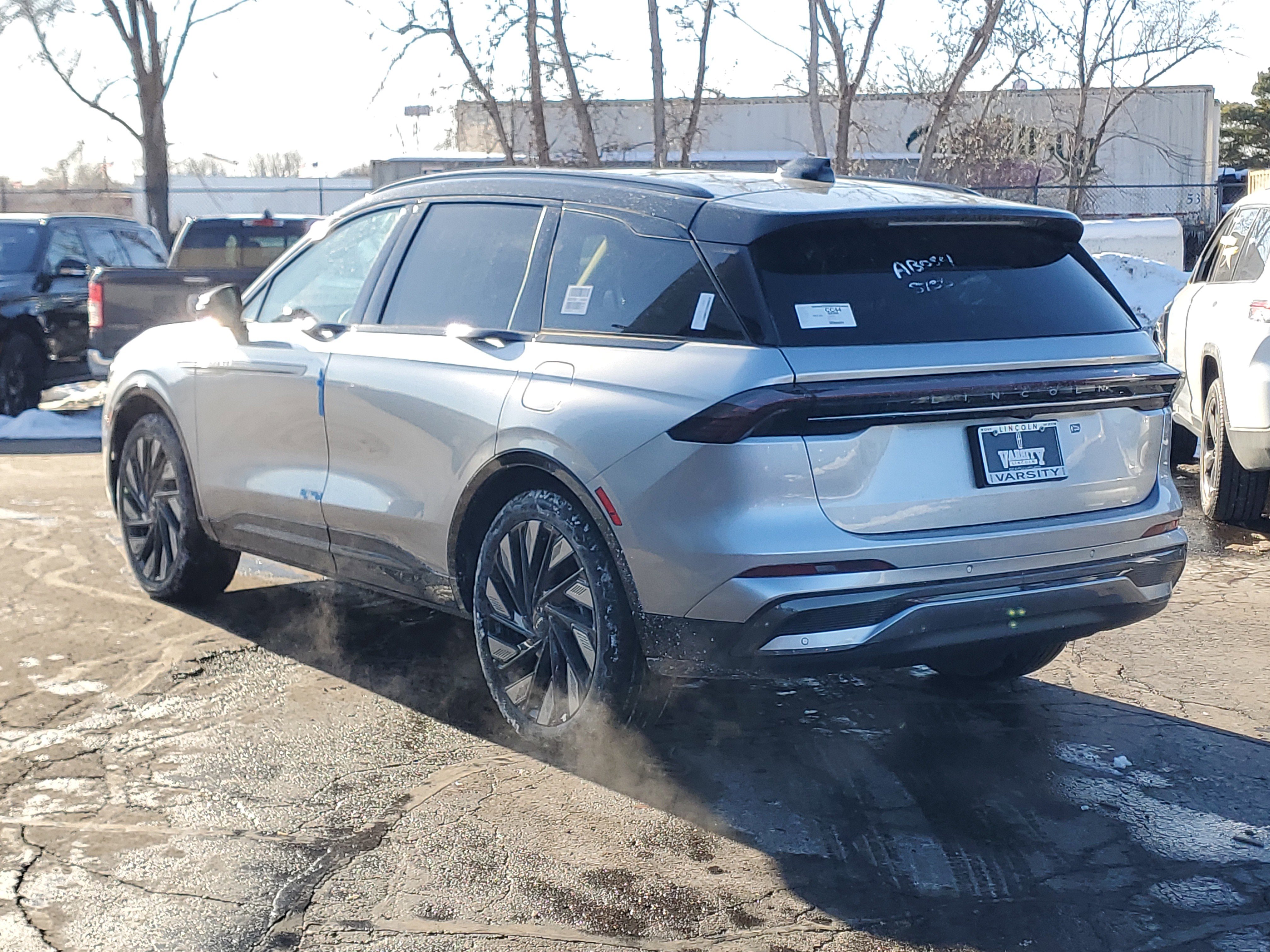 New 2026 Lincoln Nautilus Reserve w/ Jet Appearance Package image 3