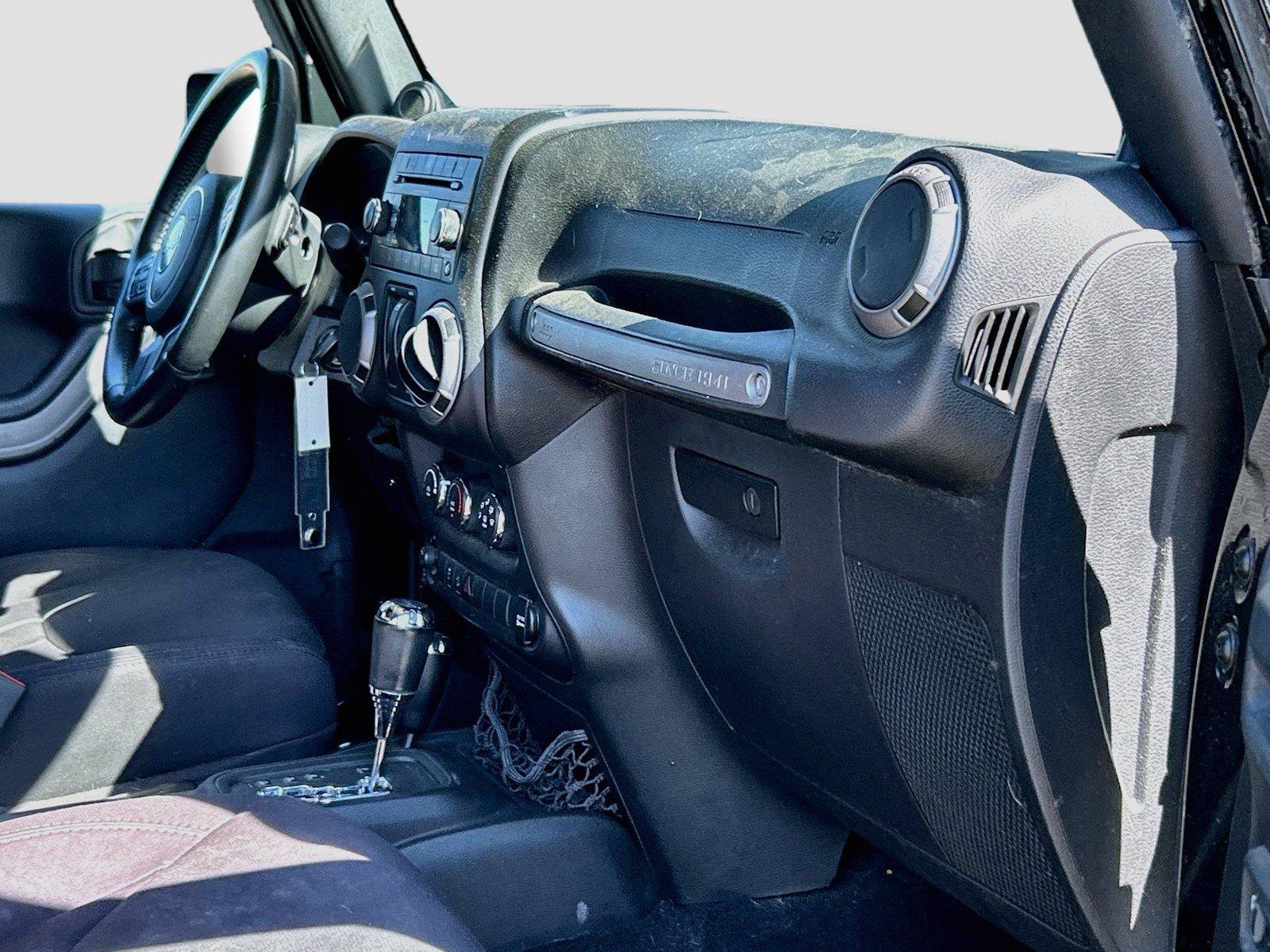 Used 2014 Jeep Wrangler Sport w/ Quick Order Package 24S AWD/4WD image 15