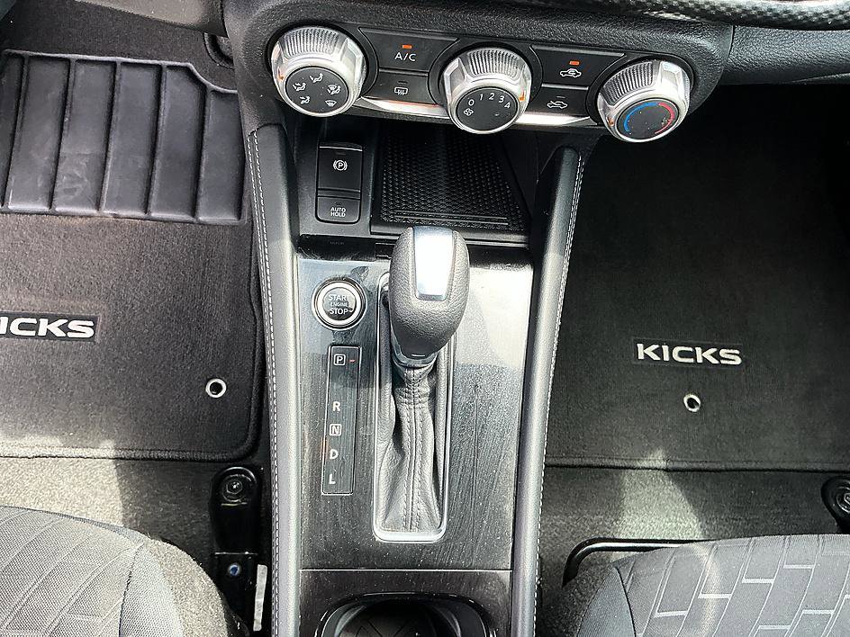 Certified 2023 Nissan Kicks SV FWD image 20