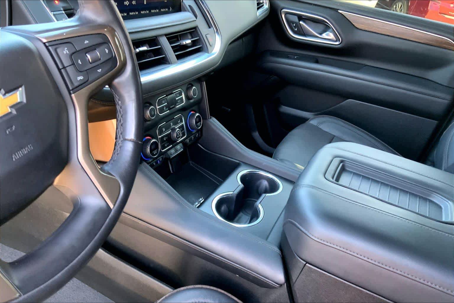 Used 2023 Chevrolet Tahoe High Country w/ Advanced Technology Package AWD/4WD image 15