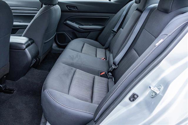 Used 2024 Nissan Altima 2.5 SV image 22