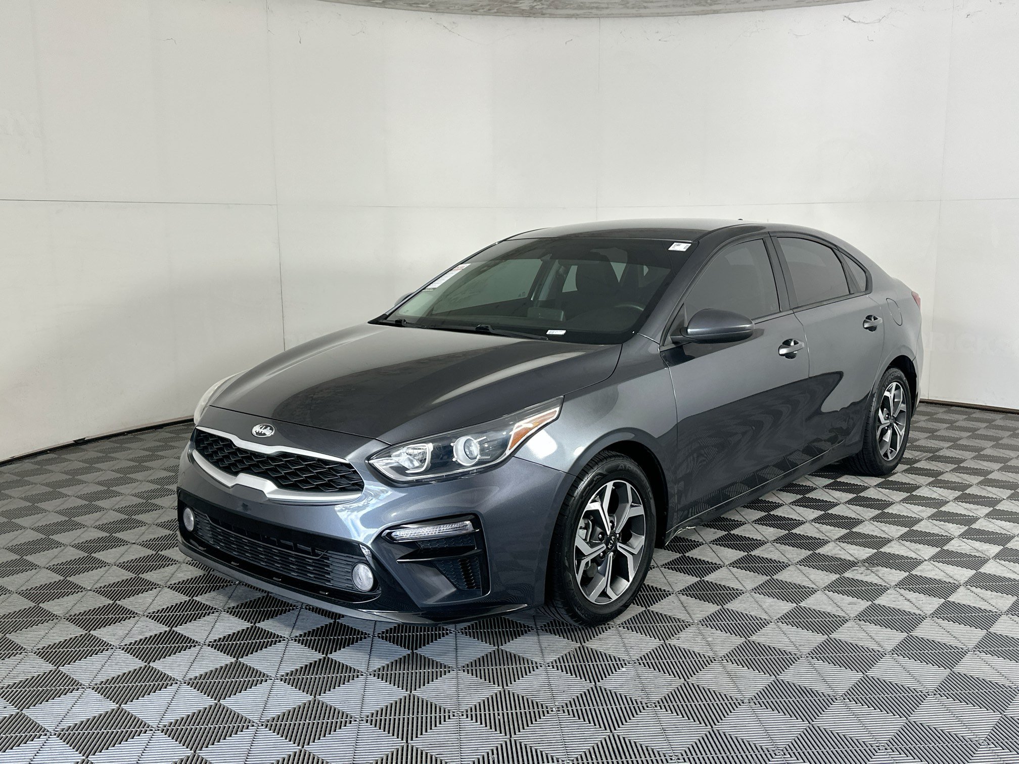 Used 2021 Kia Forte LXS FWD image 7