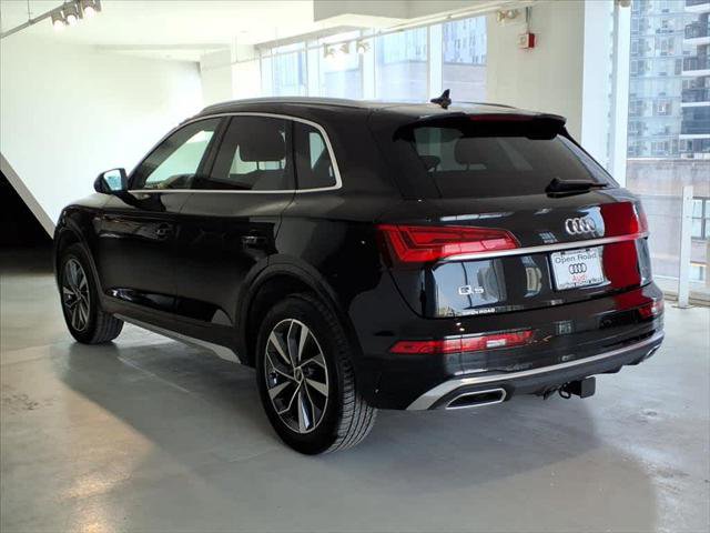 Used 2023 Audi Q5 2.0T Premium Plus w/ Premium Plus Package AWD/4WD image 6