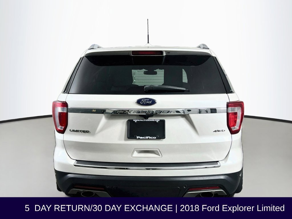 Used 2018 Ford Explorer Limited w/ Equipment Group 301A AWD/4WD image 7