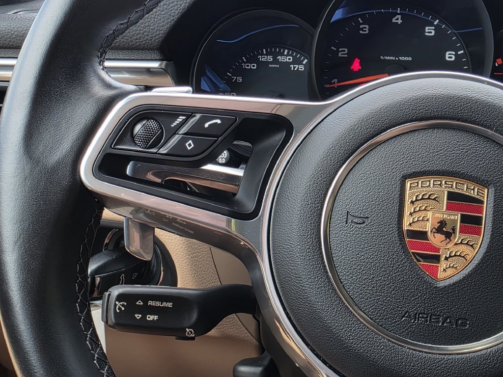 Certified 2021 Porsche Macan AWD/4WD image 14