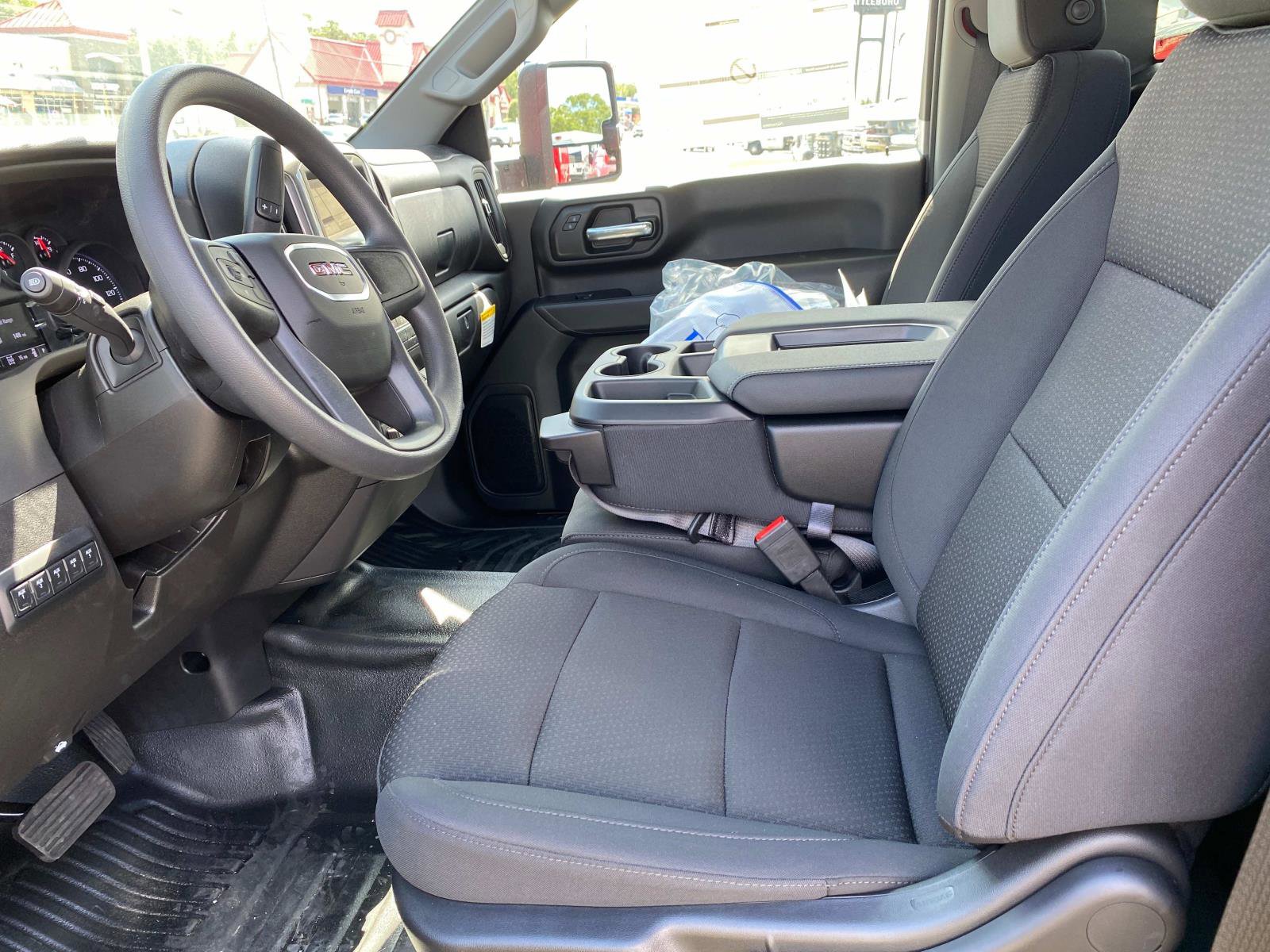 New 2025 GMC Sierra 3500 Pro w/ Convenience Package image 8