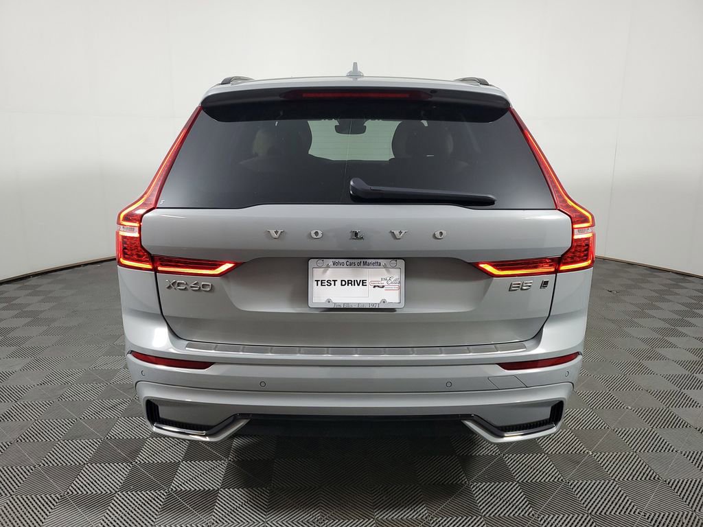 Used 2024 Volvo XC60 B5 Ultimate w/ Protection Package Premier image 7