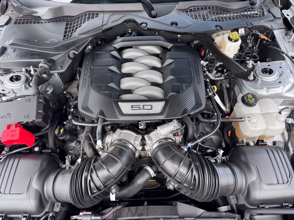 Used 2025 Ford Mustang GT Premium RWD image 37