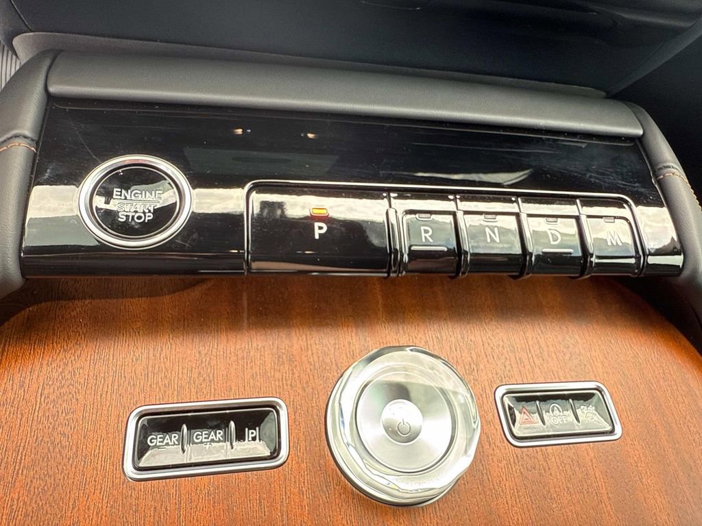 New 2025 Lincoln Navigator L Black Label image 30
