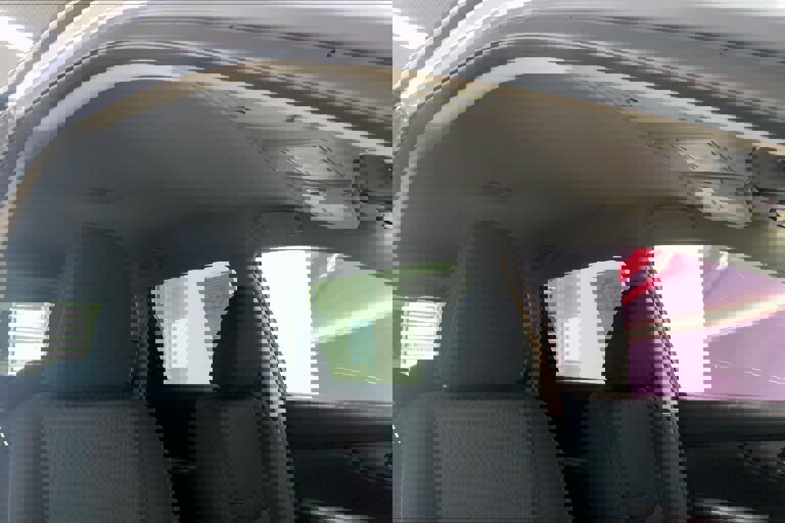 Used 2018 Nissan Rogue SV w/ Premium Package image 28