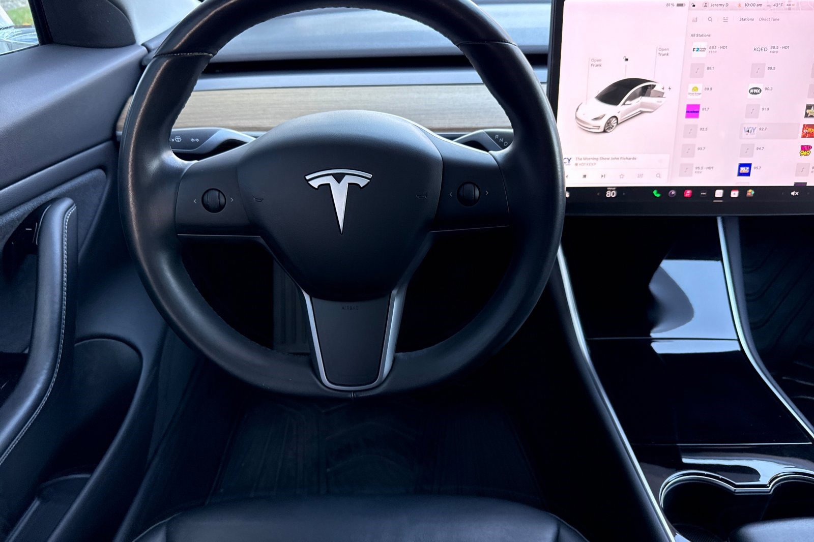 Used 2019 Tesla Model 3 Standard Range image 18