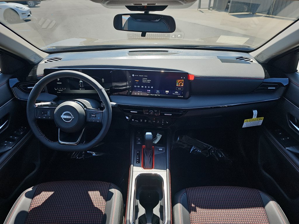 New 2027 Nissan Kicks SR w/ SR Premium Package FWD image 16