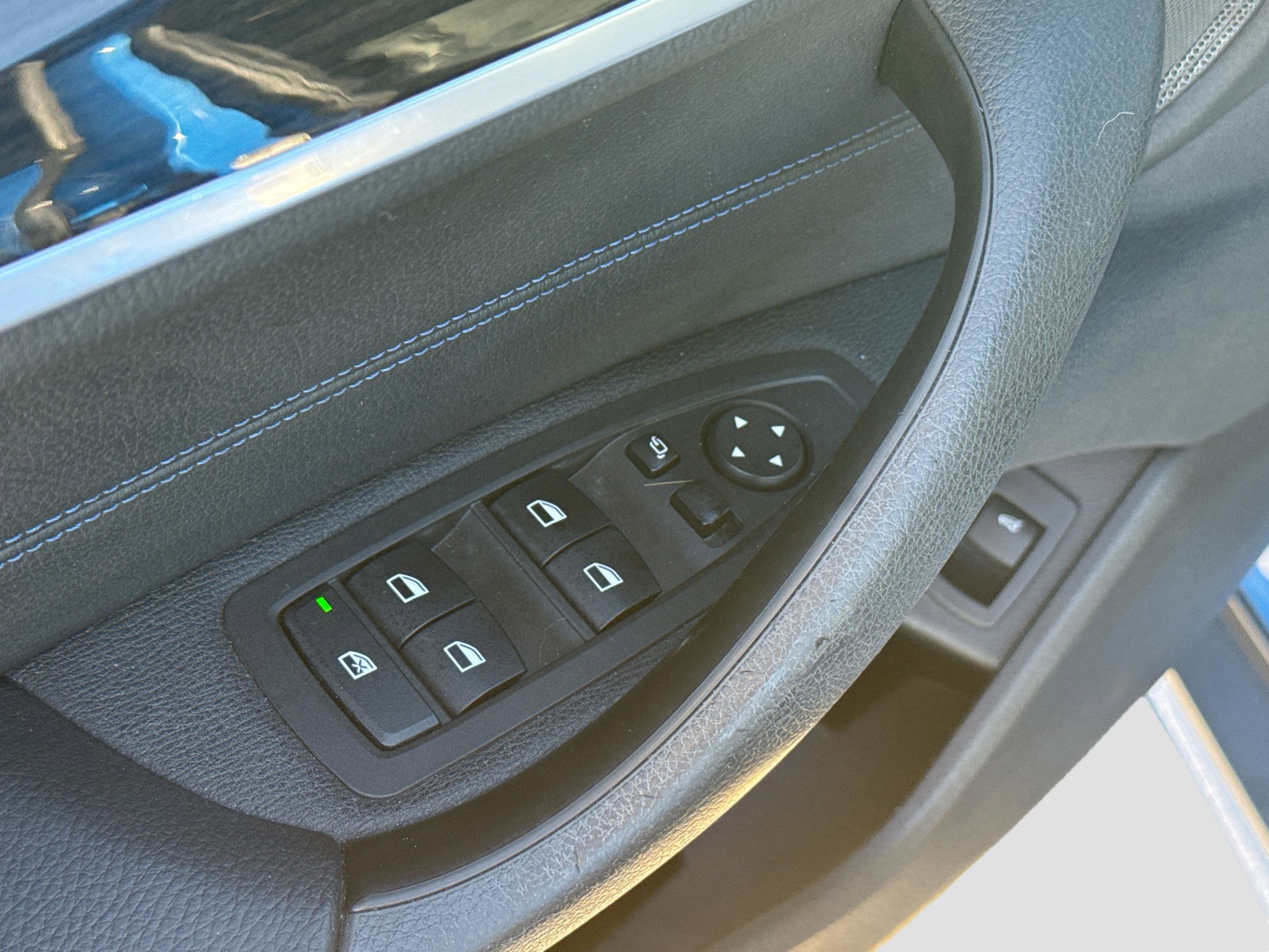 Used 2019 BMW X2 sDrive28i w/ M Sport X Package image 23