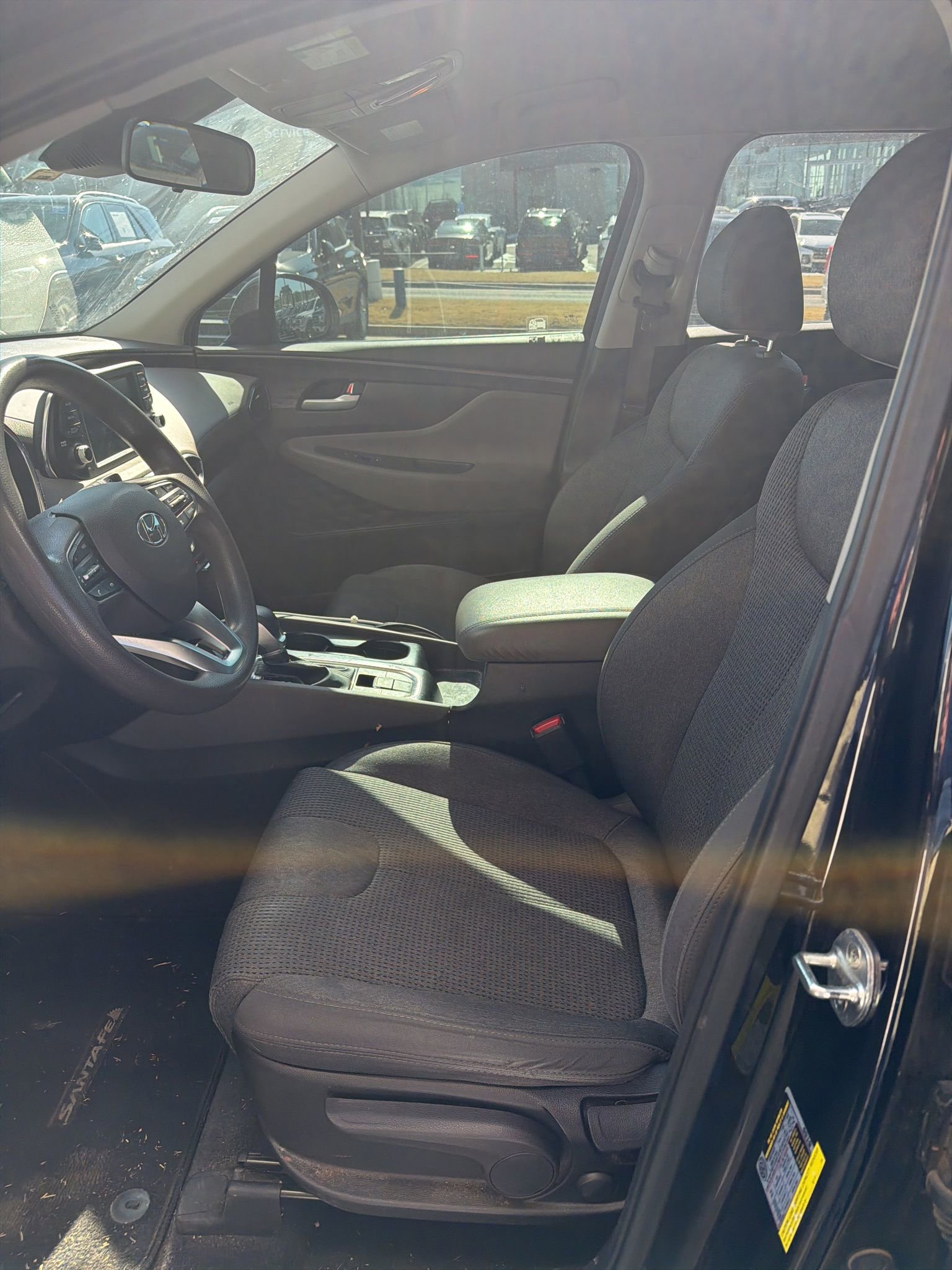 Used 2019 Hyundai Santa Fe SE image 6