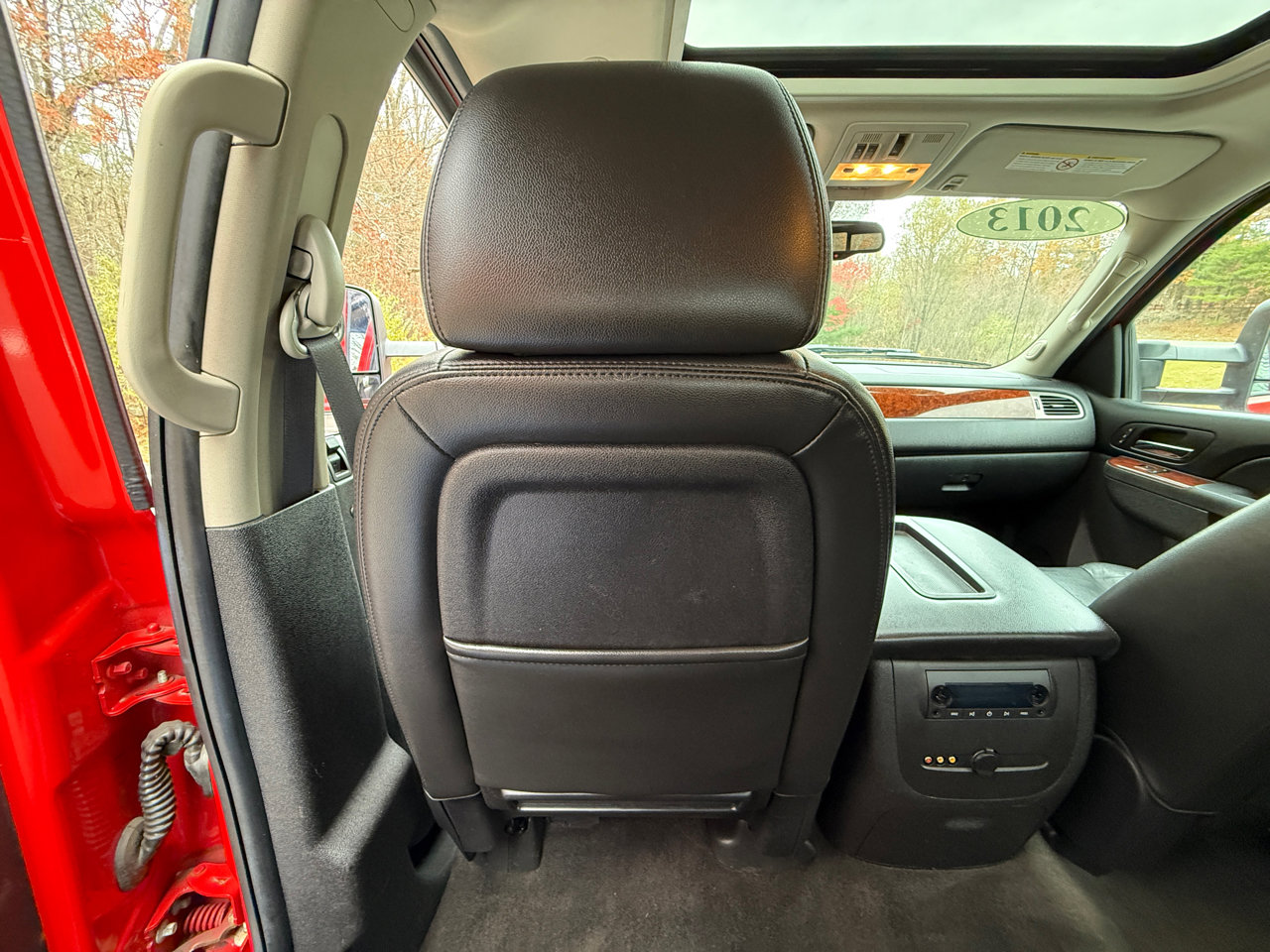 Used 2013 GMC Sierra 2500 SLT w/ Entertainment Package image 21