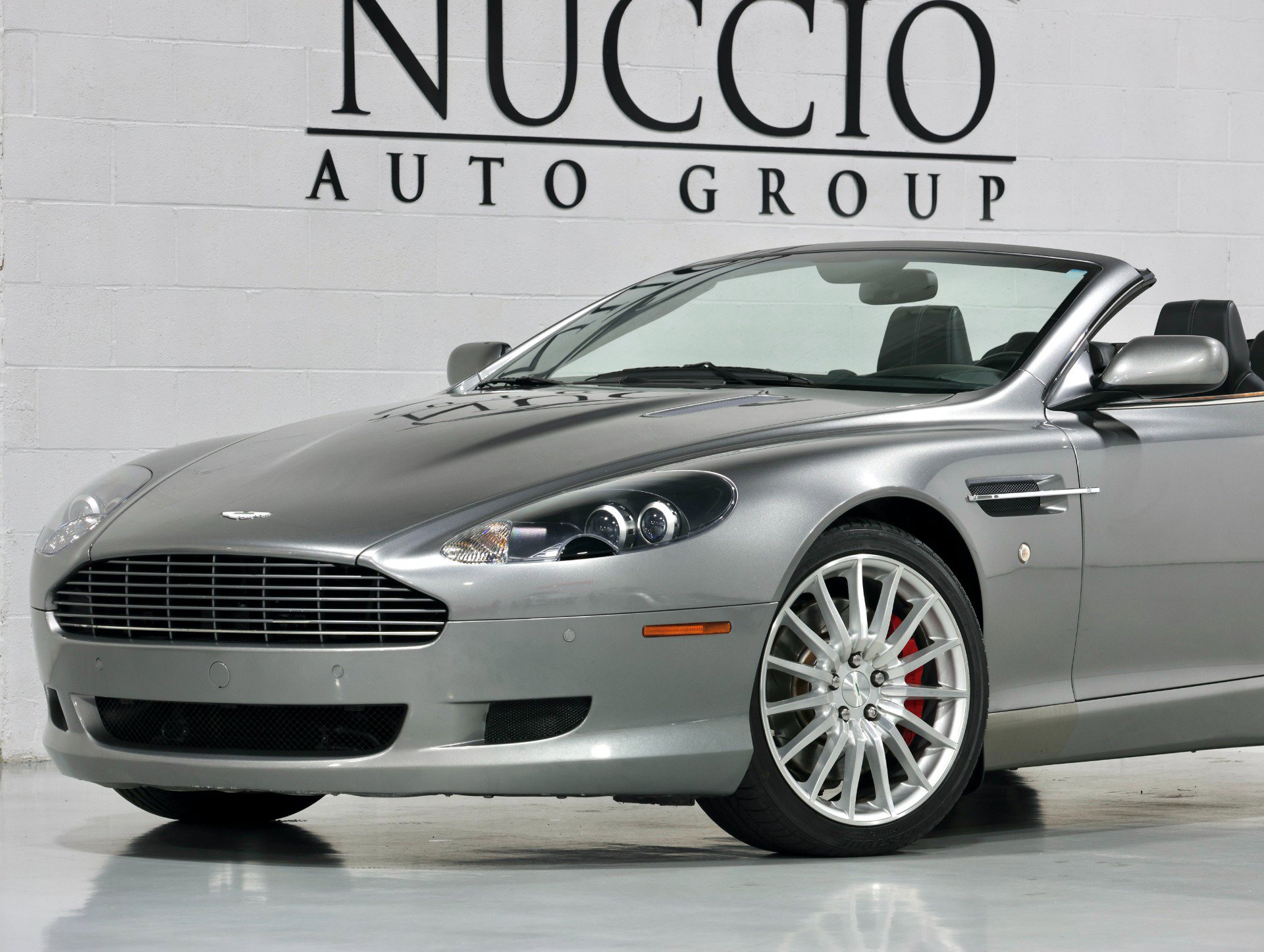 Used 2008 Aston Martin DB9 Volante RWD image 6