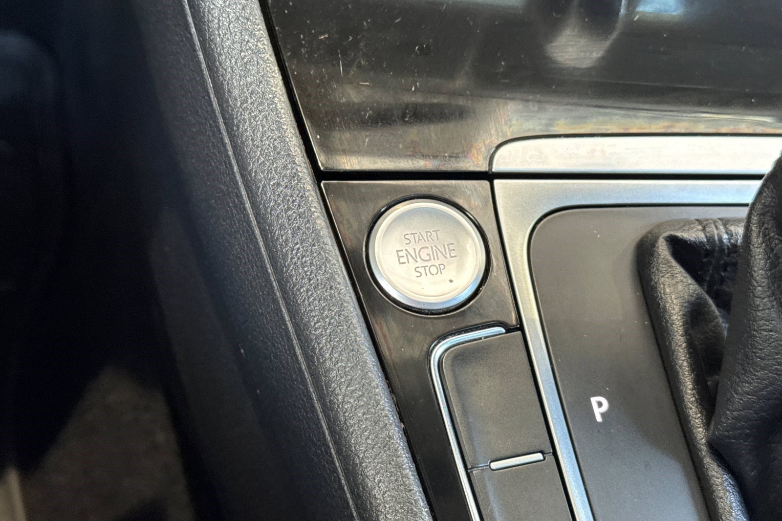 Used 2015 Volkswagen Golf SEL w/ Lighting Package (SEL) FWD image 29