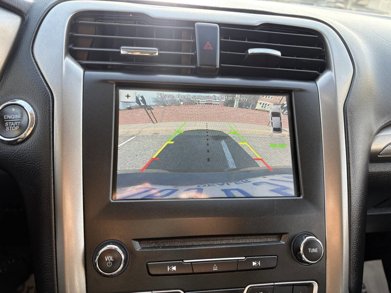 Used 2017 Ford Fusion SE w/ Fusion SE Technology Package FWD image 37