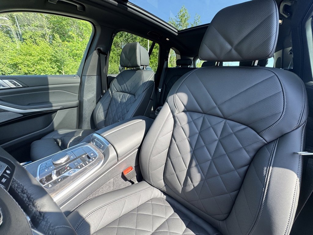 Used 2026 BMW X5 xDrive40i w/ Premium Package image 17