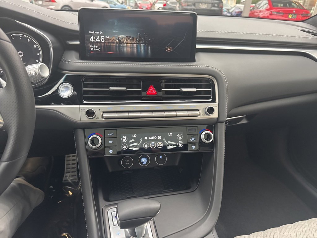 Used 2025 Genesis G70 3.3T Advanced w/ Sport Prestige Package image 31