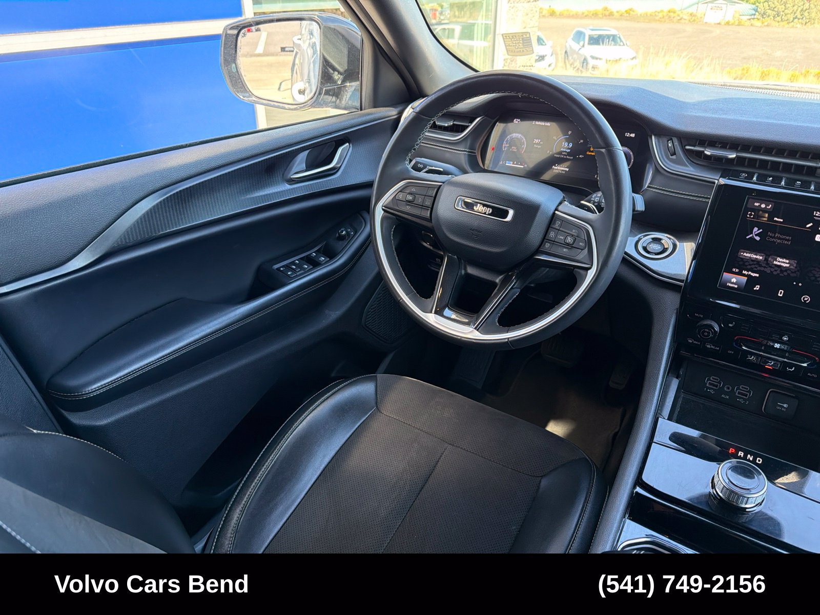 Used 2023 Jeep Grand Cherokee L Laredo AWD/4WD image 12