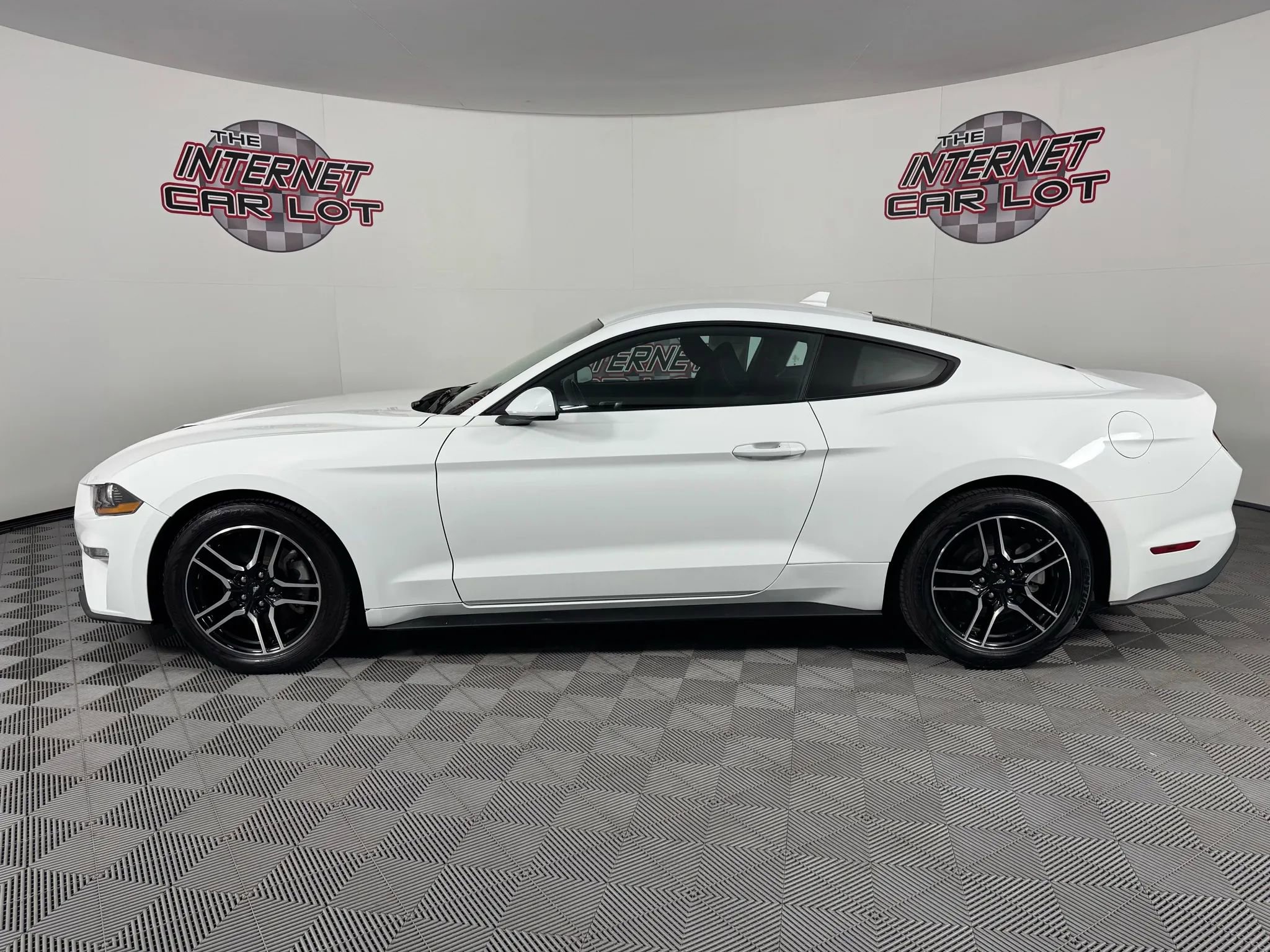 Used 2023 Ford Mustang Coupe w/ Equipment Group 101A image 4