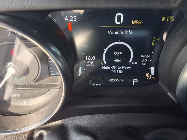 Used 2023 Jeep Wrangler Unlimited Sahara w/ Cold Weather Group AWD/4WD image 16