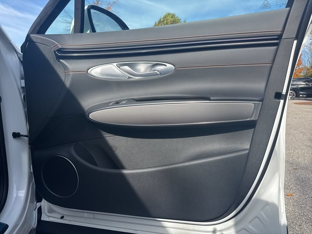 New 2026 Genesis GV70 3.5T Sport Advanced AWD/4WD image 34
