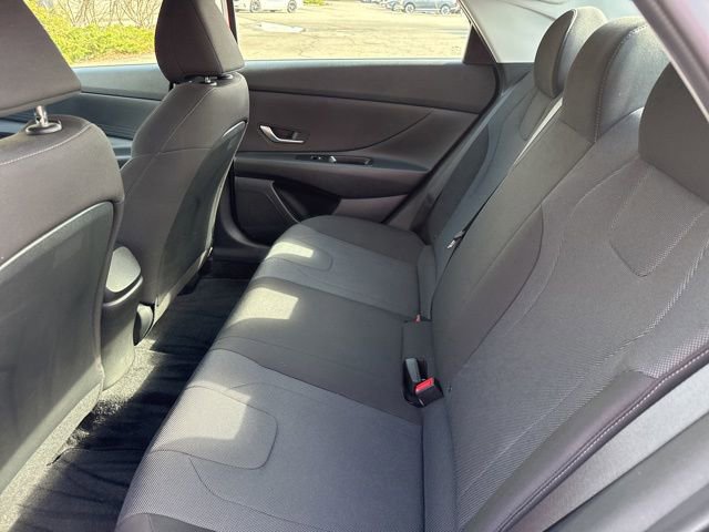 Certified 2023 Hyundai Elantra SE image 22
