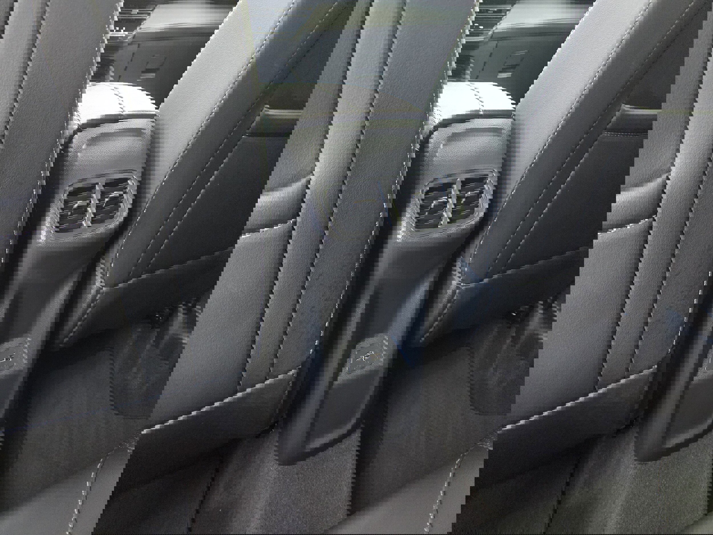 Used 2025 Buick Envision Preferred image 19