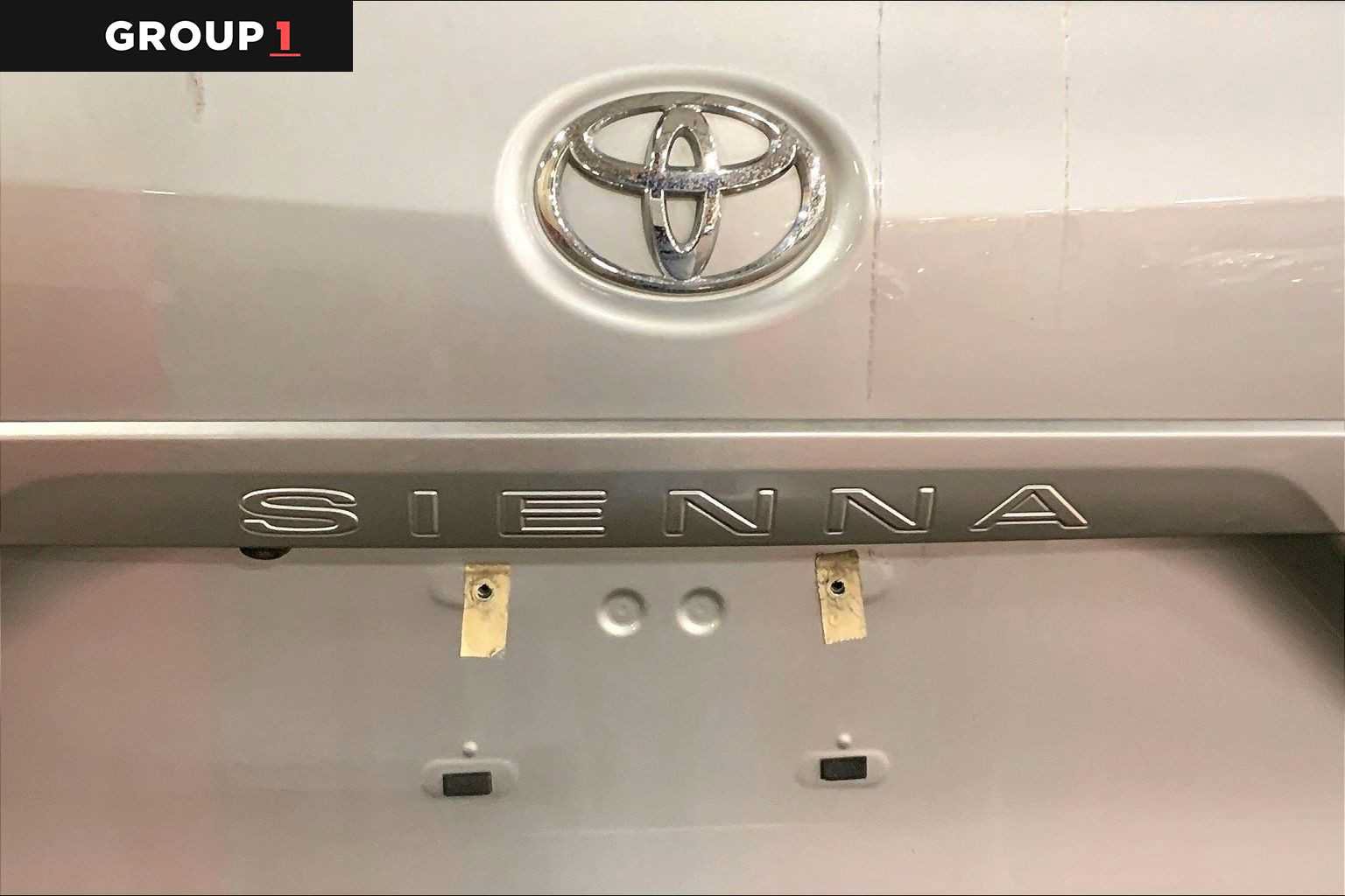 Used 2017 Toyota Sienna SE FWD image 10