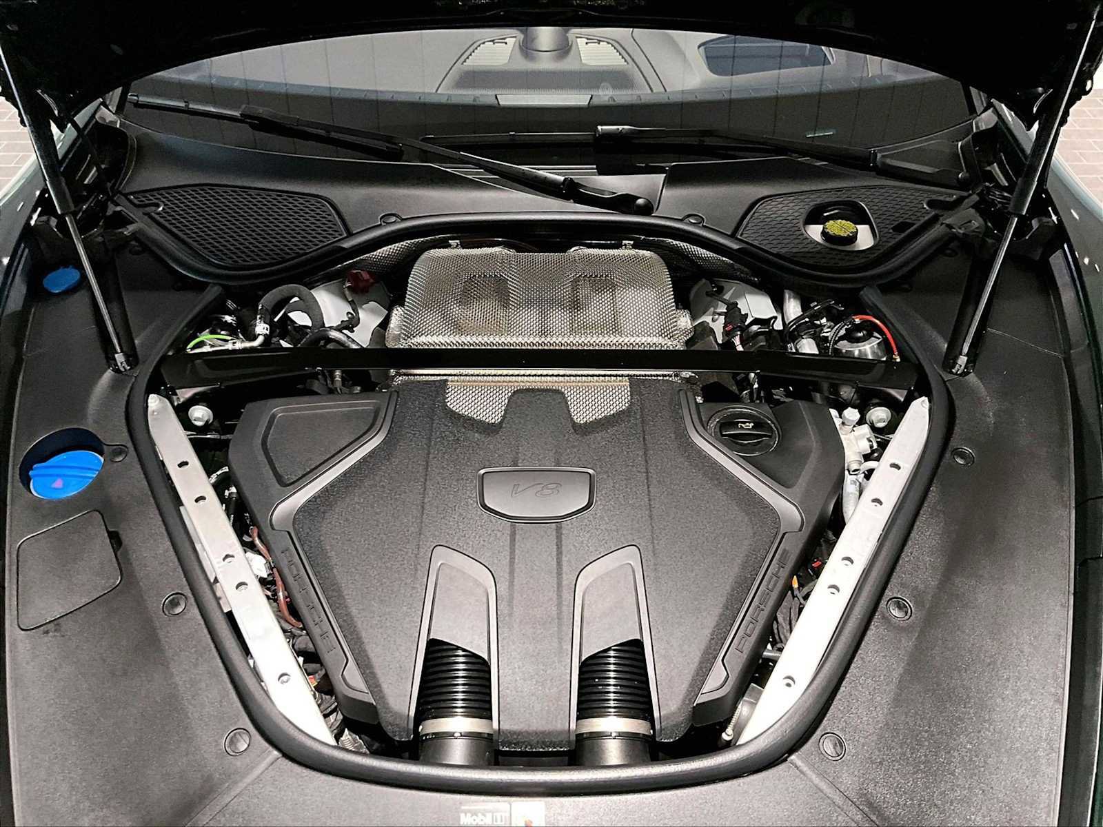 Used 2025 Porsche Panamera Turbo S image 24