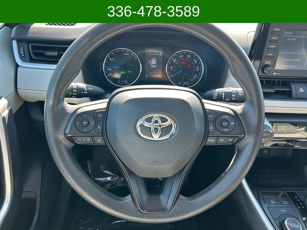 Used 2020 Toyota RAV4 XLE w/ Carpet Mat Package AWD/4WD image 14
