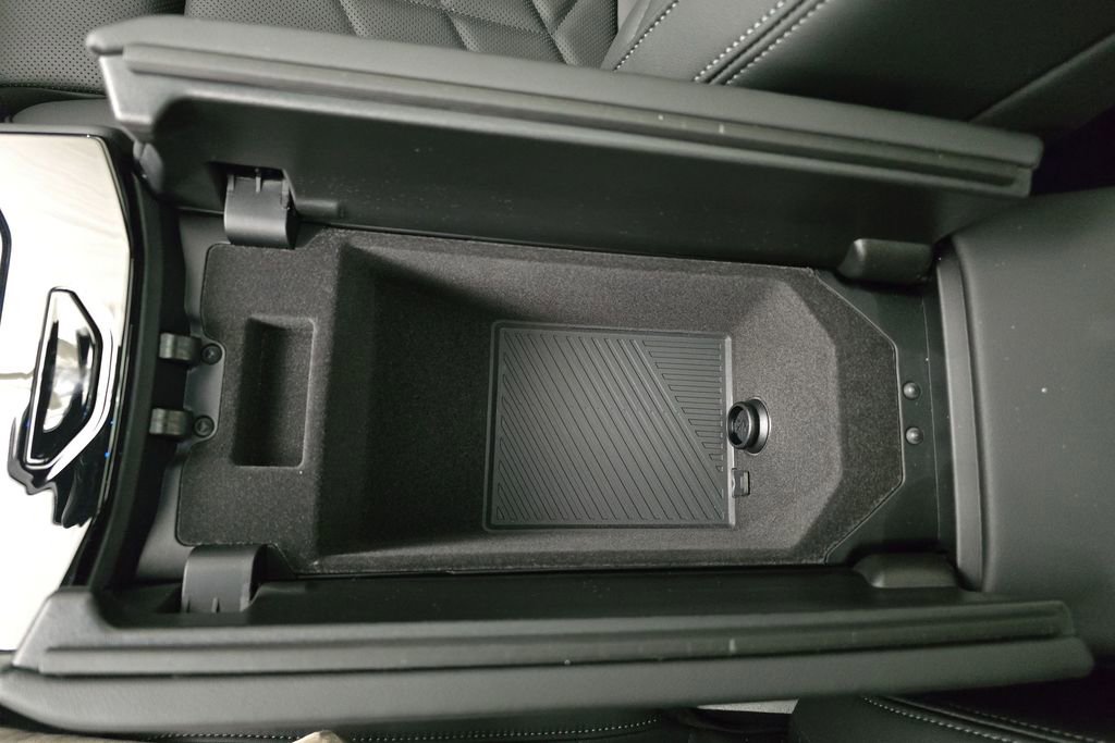 New 2025 BMW i5 M60 w/ Premium Package image 22