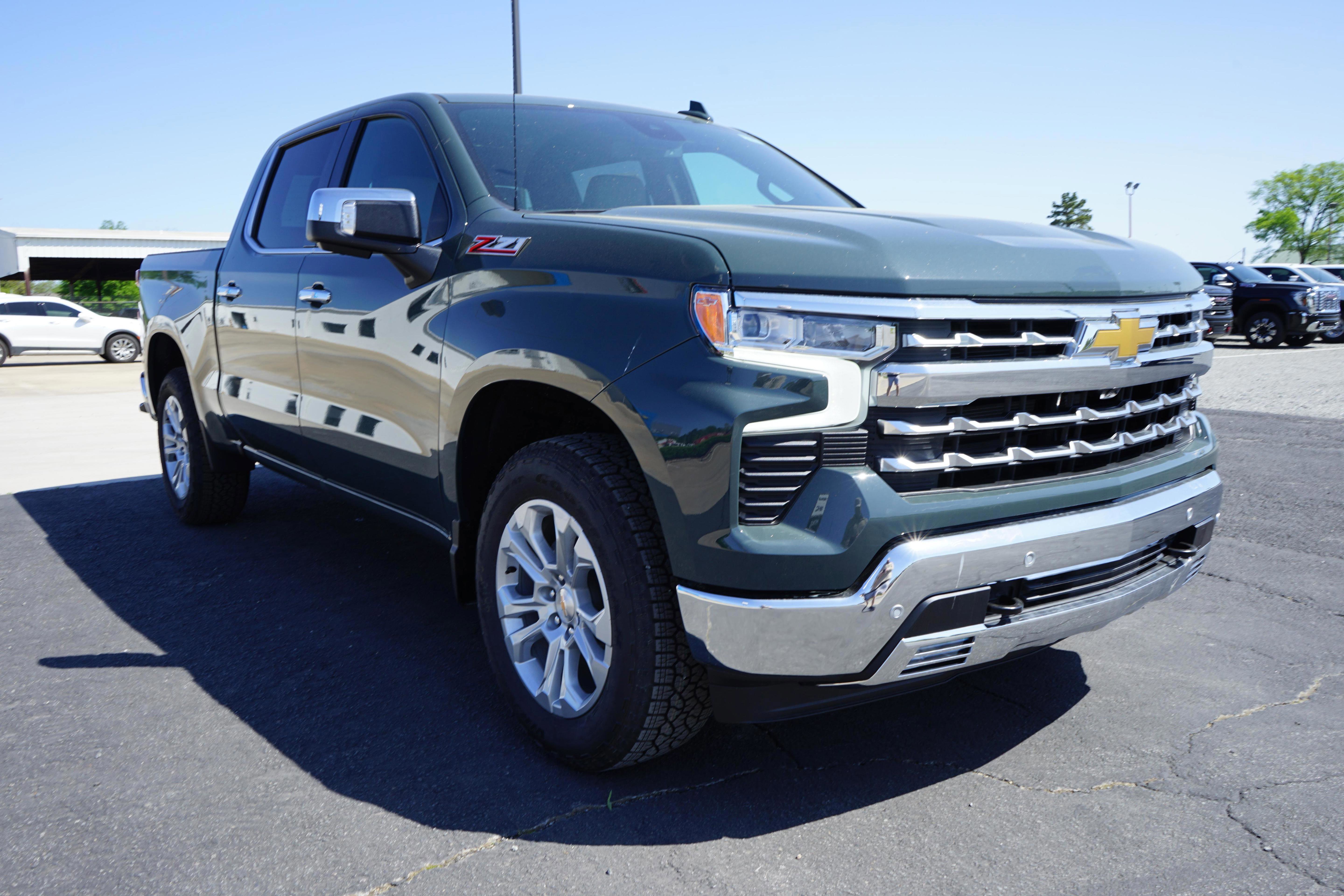 New 2025 Chevrolet Silverado 1500 LTZ w/ LTZ Premium Package image 5
