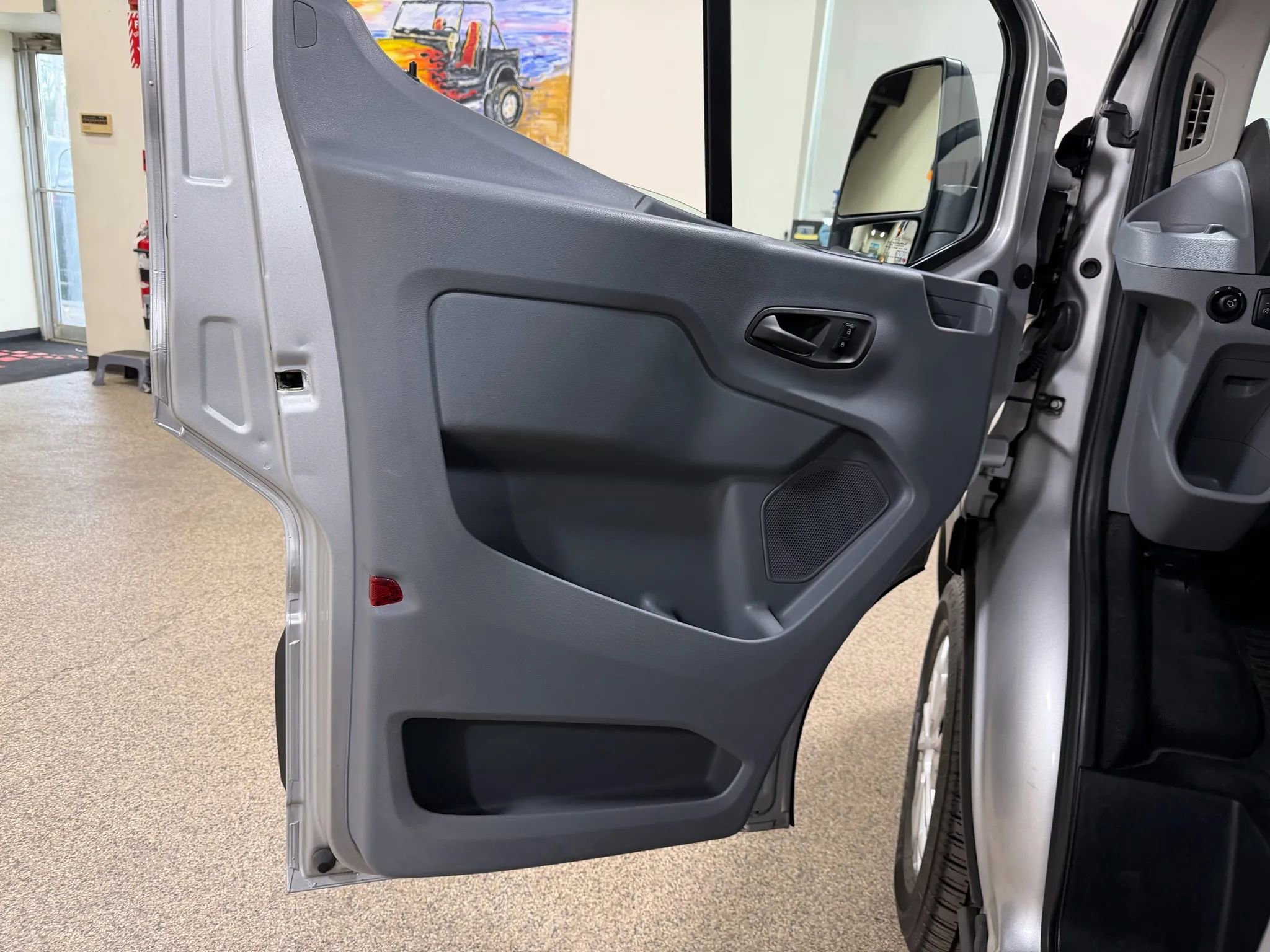 Used 2017 Ford Transit 350 XL RWD image 22