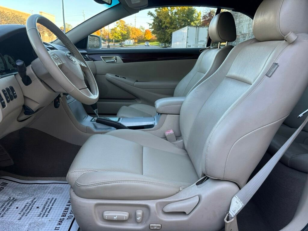 Used 2005 Toyota Solara SE image 9