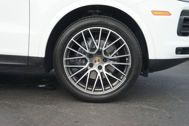 Used 2019 Porsche Cayenne AWD/4WD image 4