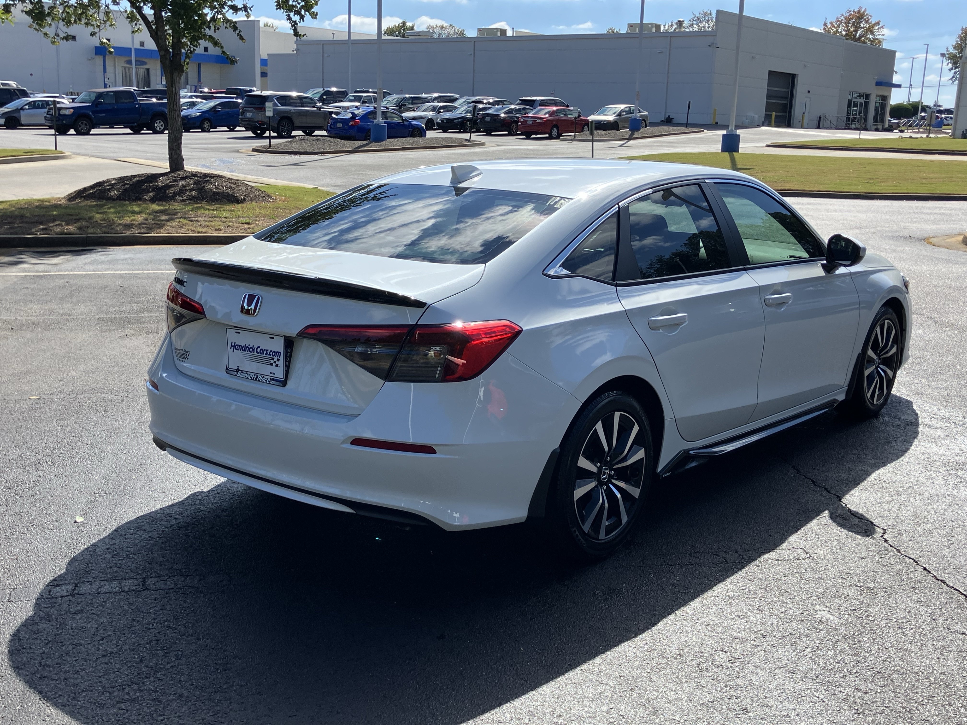 Used 2023 Honda Civic EX image 10