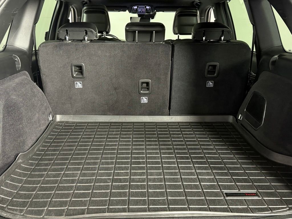 Certified 2022 Jeep Grand Cherokee Overland w/ Advanced Protech Group III AWD/4WD image 35