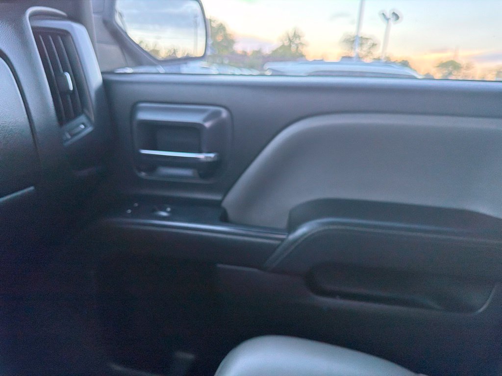 Used 2015 Chevrolet Silverado 2500 W/T w/ Snow Plow Prep Package AWD/4WD image 26