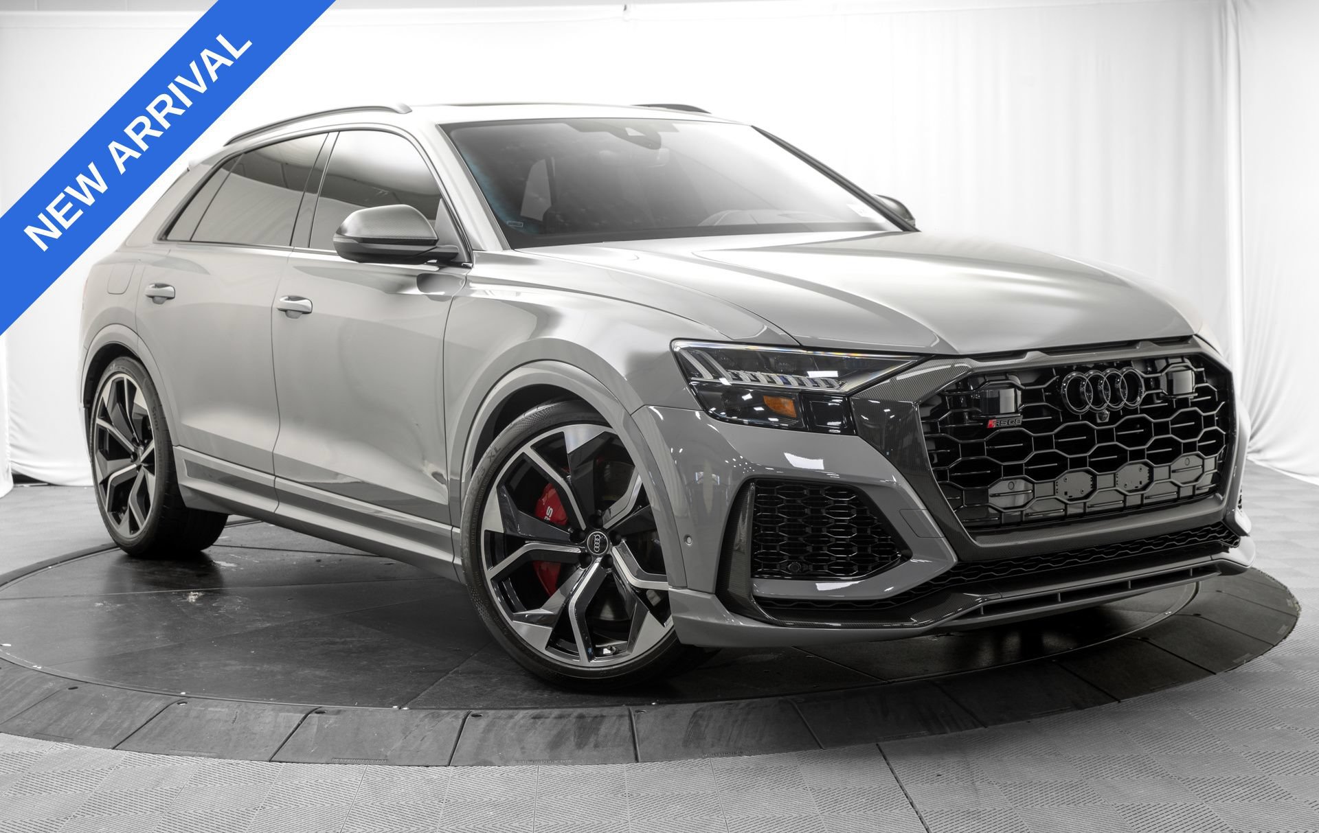 Used 2024 Audi RS Q8