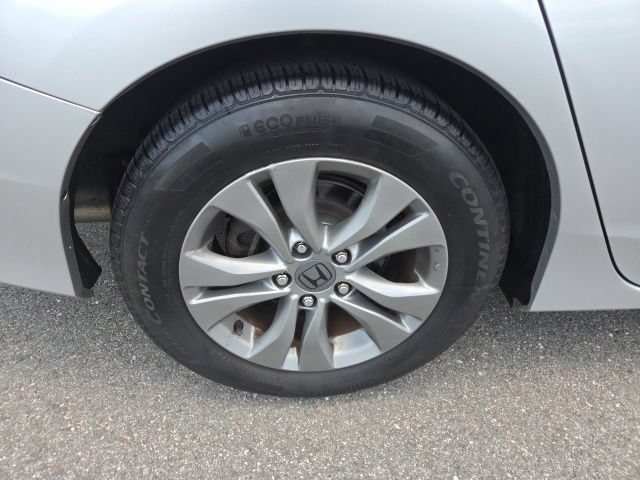 Used 2013 Honda Accord LX image 19