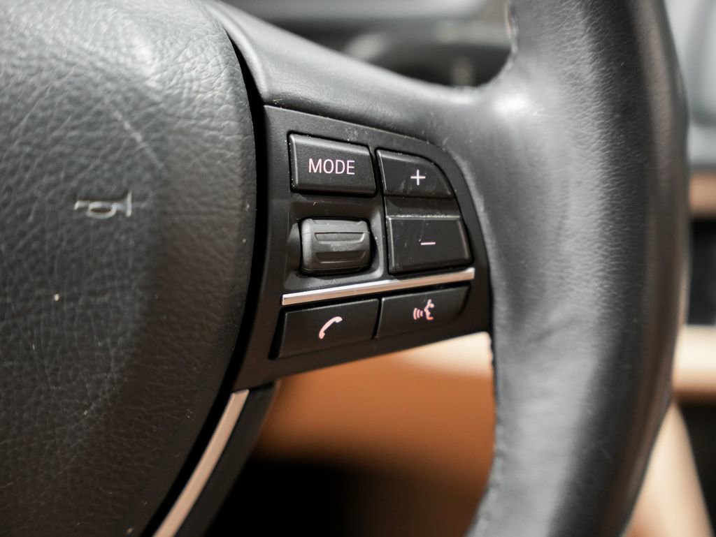 Used 2015 BMW 528i xDrive Sedan image 16