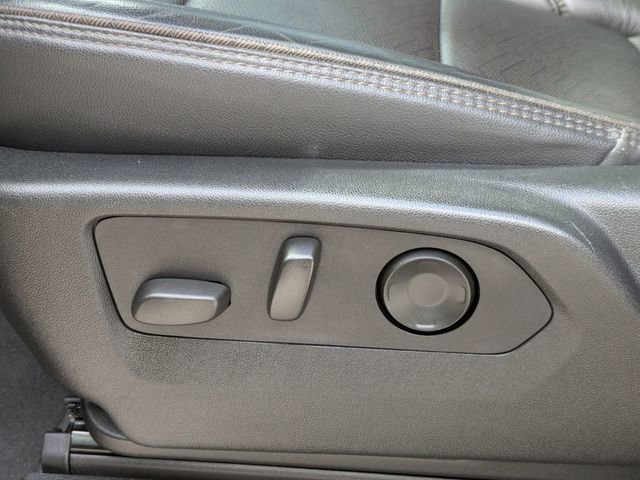 Used 2021 Chevrolet Suburban High Country image 23