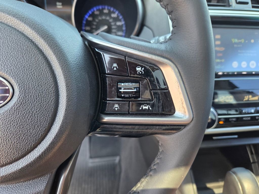 Used 2018 Subaru Outback 2.5i Limited AWD/4WD image 32