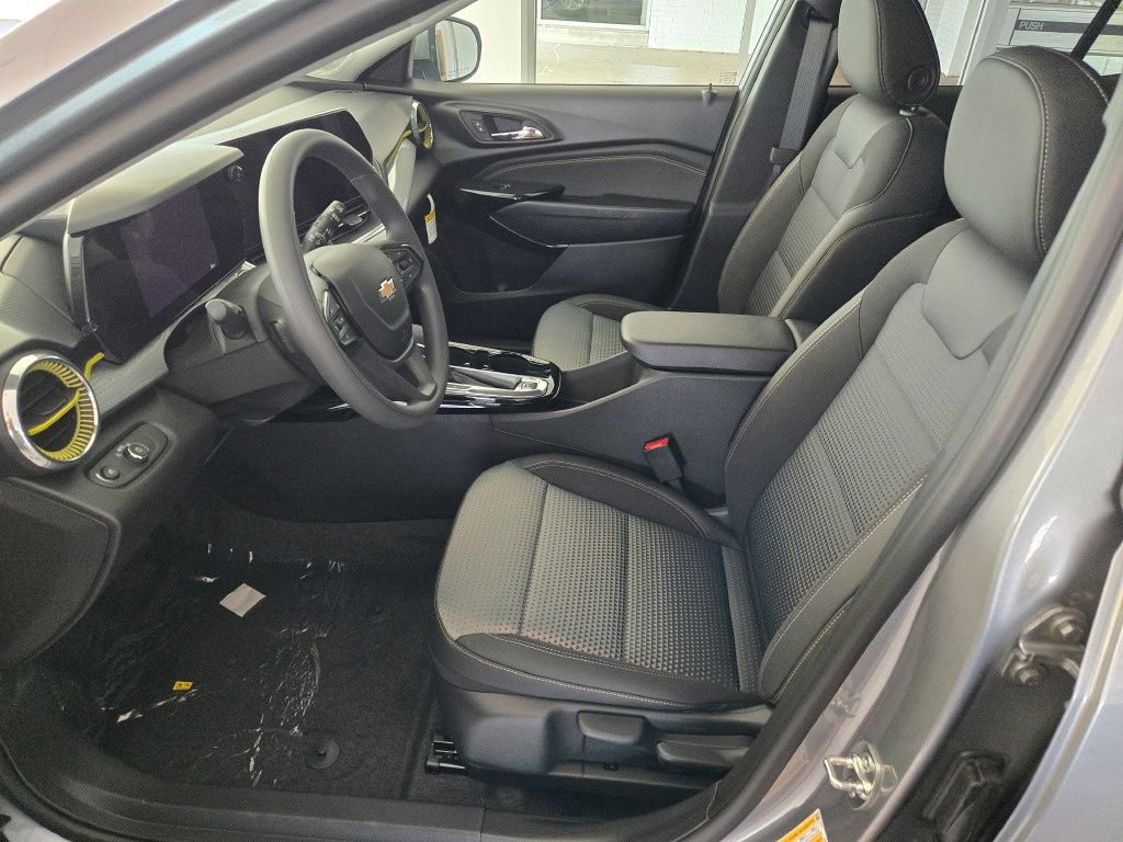 New 2026 Chevrolet Trax LT FWD image 19