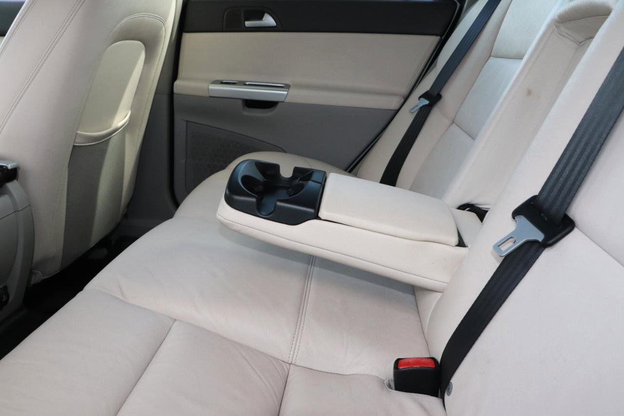 Used 2011 Volvo V50 T5 FWD image 14