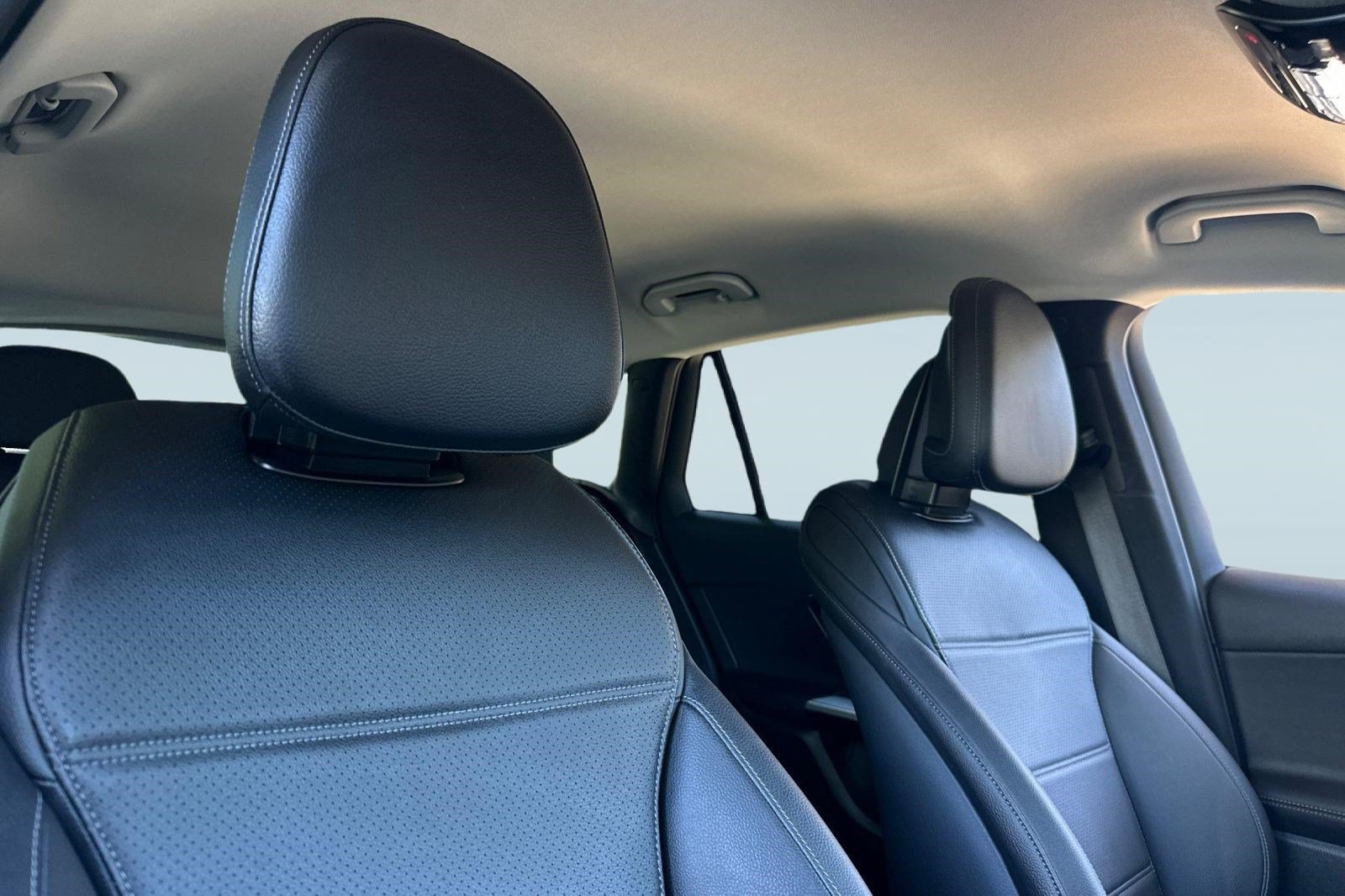 Certified 2025 Mercedes-Benz GLC 350e 4MATIC image 24