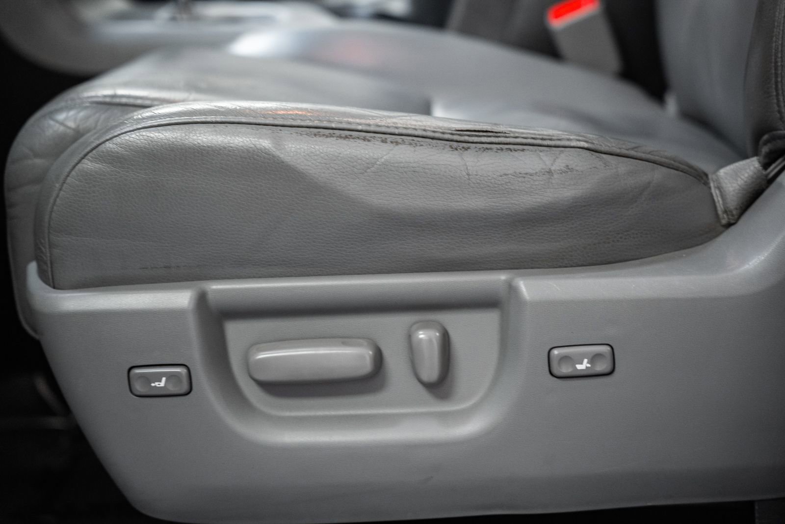 Used 2015 Toyota Sequoia Limited image 45